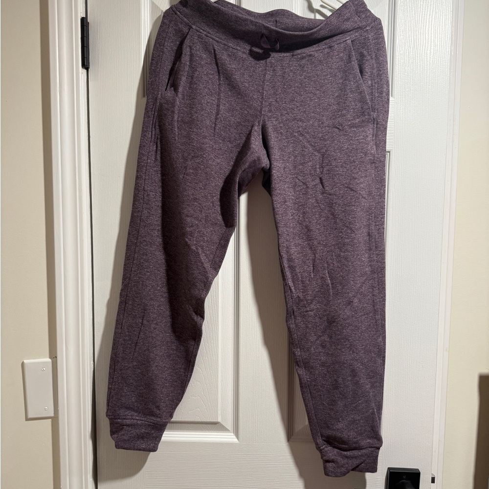 Women’s lululemon Purple Jogger Pants